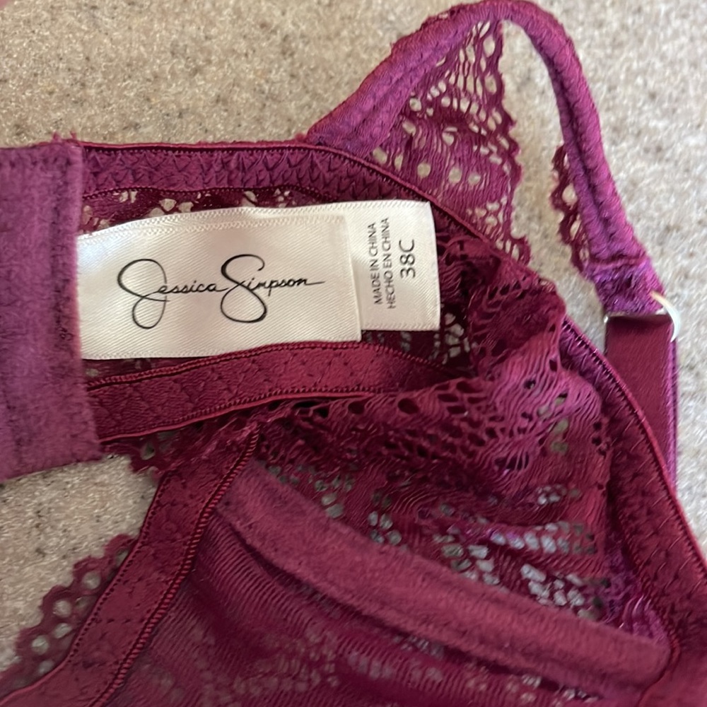 Jessica Simpson Bra - Picture 4 of 4